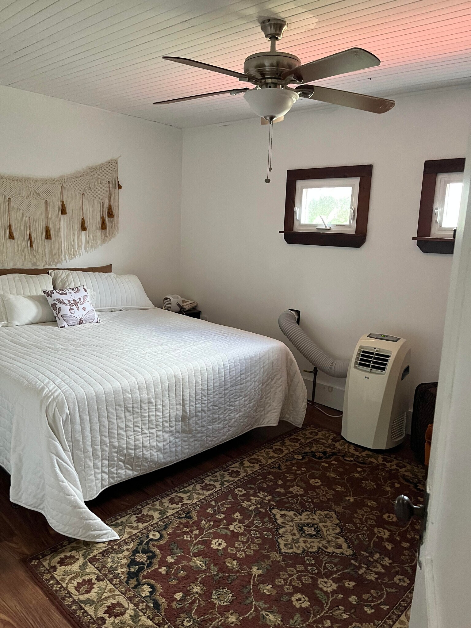 Building Photo - 4251 Pompey Center Rd