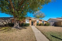 Building Photo - 529 Via Del Sur