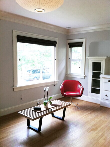 front room and built in sideboard details. - 4811 NE 31st Ave