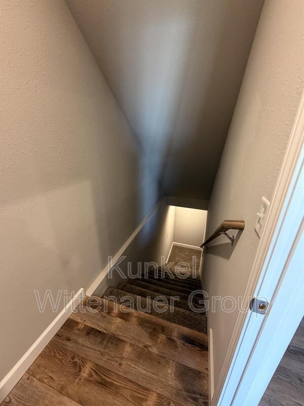 Building Photo - 8401-E ALLIED WAY