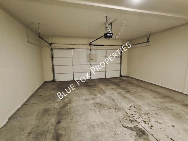 Building Photo - 6524 S Calle Diablo Dr