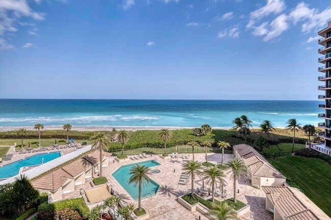 Building Photo - 570 Ocean Dr