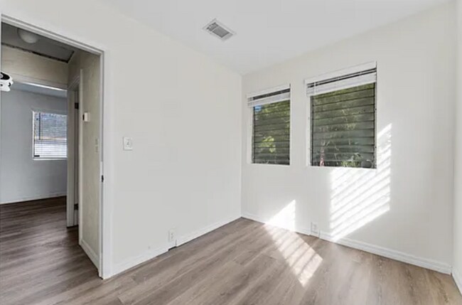 Building Photo - 1430 16th St W