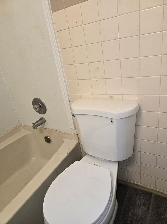 Building Photo - 18806 Pawnee Ave