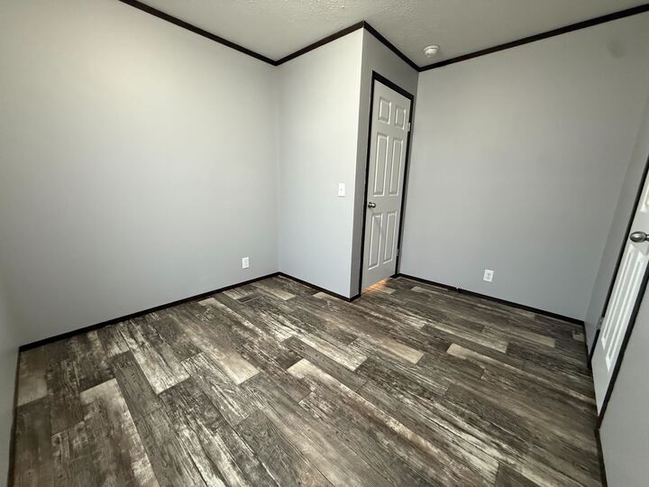 Building Photo - 11960 Springbrook Ct