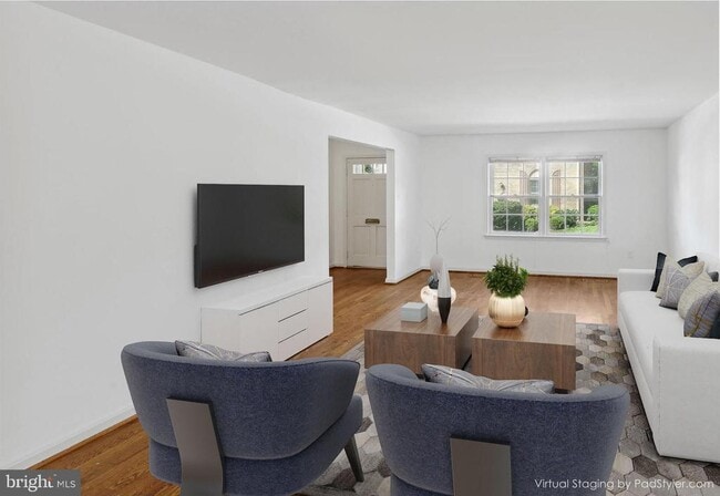 Building Photo - 1549 Bruton Ct