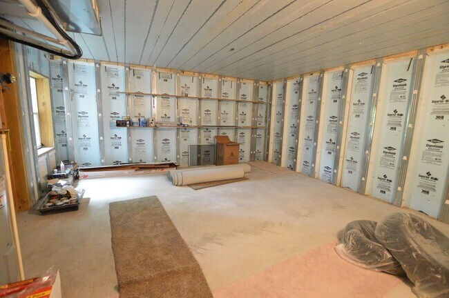 Building Photo - 232 Newberry Ln