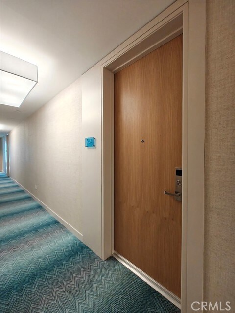 Building Photo - 637 S Fairfax Ave