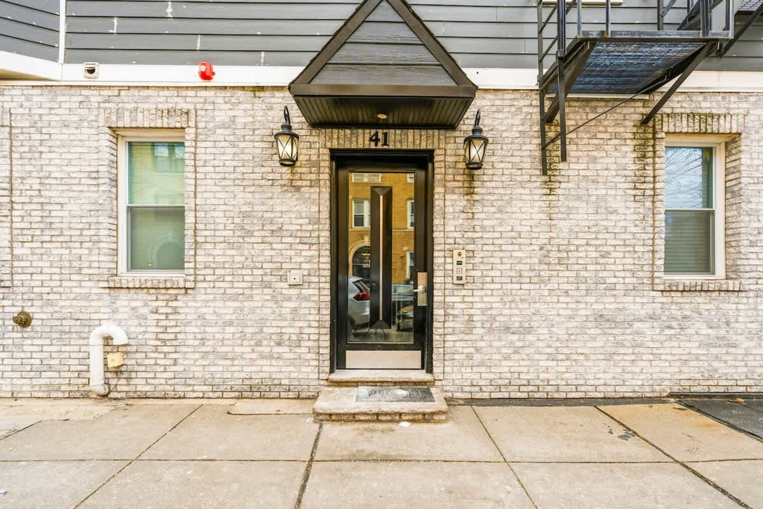 Building Photo - 41 Vroom St