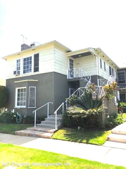 Building Photo - 1267 Devon Ave