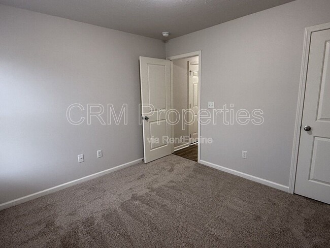 Building Photo - 306 Shrack Ln