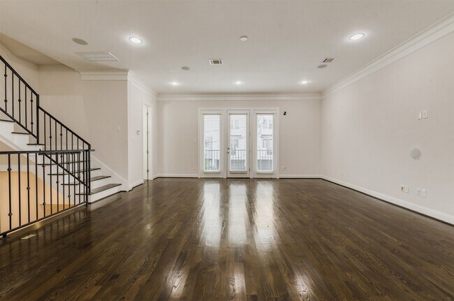 Building Photo - 1506 Johnson St