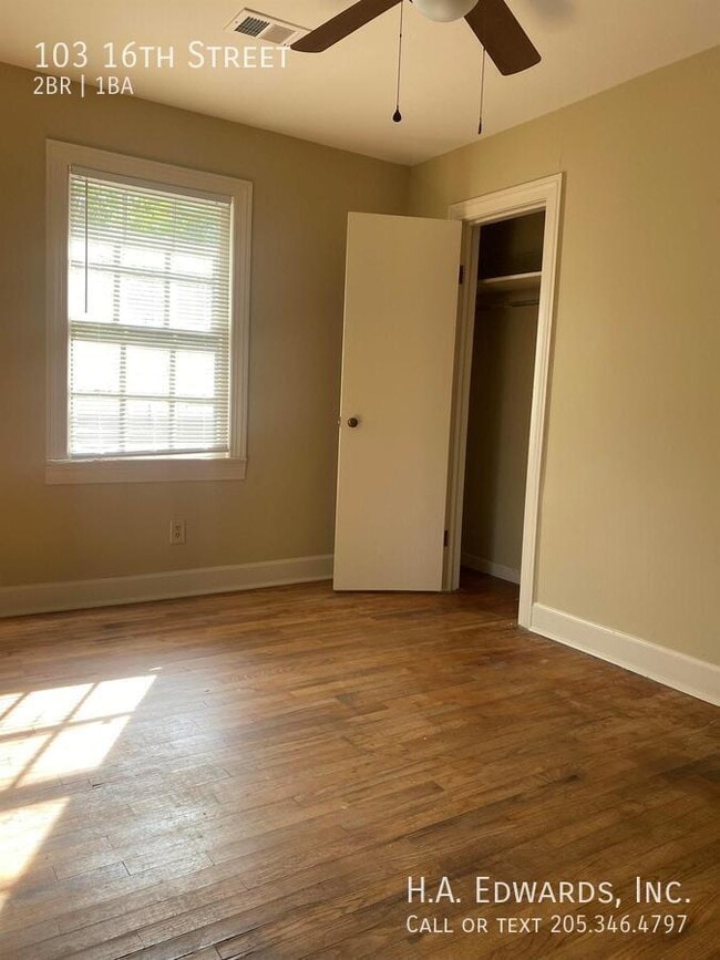 Building Photo - 103 16th St