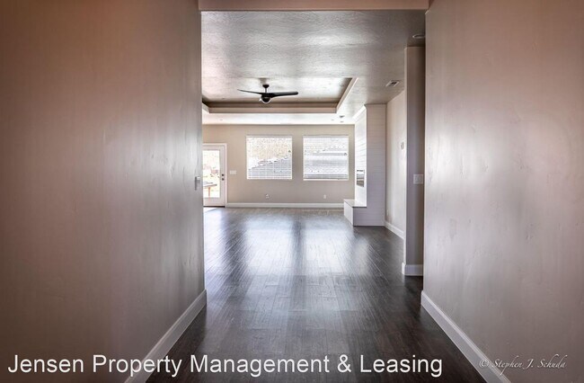 Building Photo - 6 br, 3.5 bath House - 2773 South 3440 West