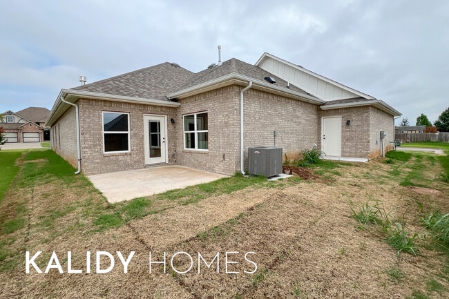 Building Photo - 12800 NW 6th St