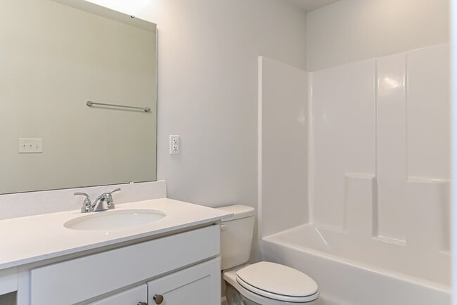 Building Photo - 251 Clydesdale Cir