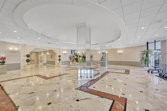 Building Photo - 3800 S Ocean Dr