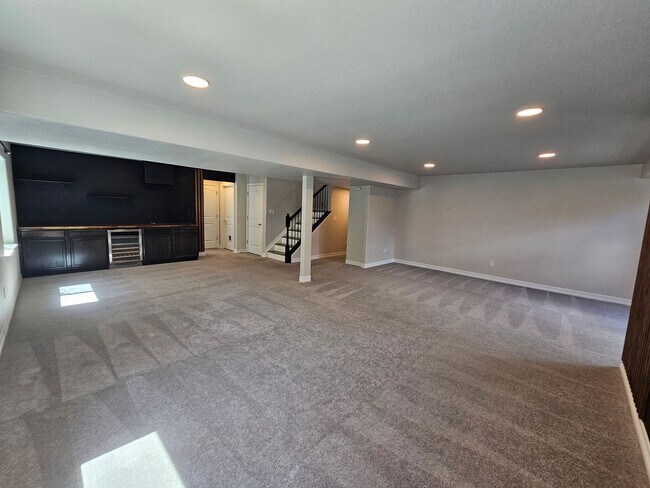 Building Photo - 13256 Park Meadows Dr