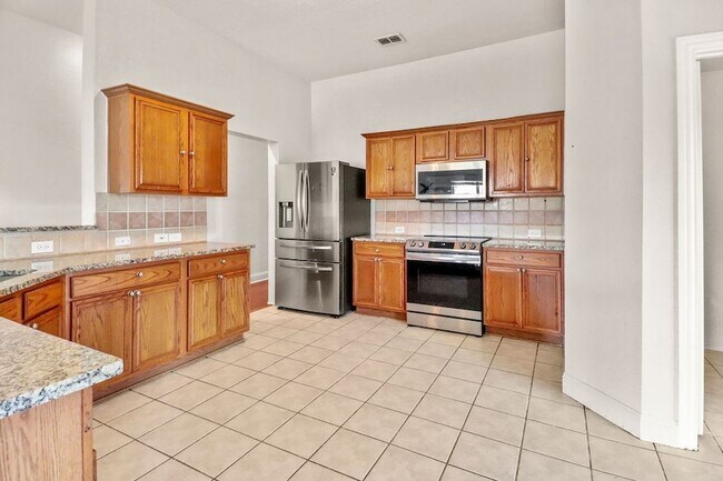 Building Photo - 1075 Wood Stream Dr