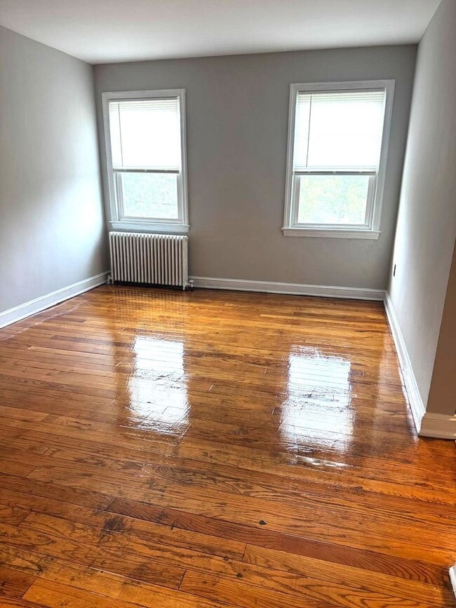 Interior Photo - The Verkardin