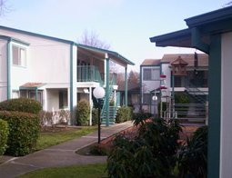 Building Photo - 333 Lorraine Ave