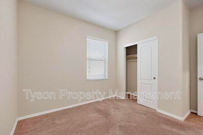 Building Photo - 3408 Oregon Trail Rd NE