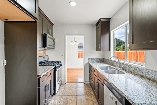 Building Photo - 8232 Malven Ave