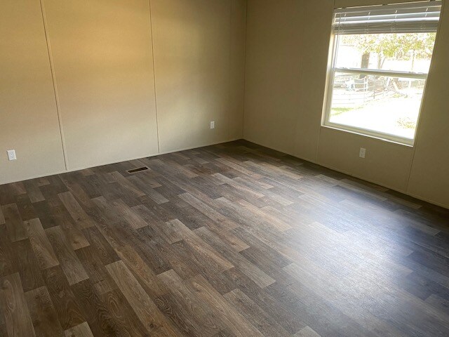 Building Photo - 14367 Twin Lakes Cir