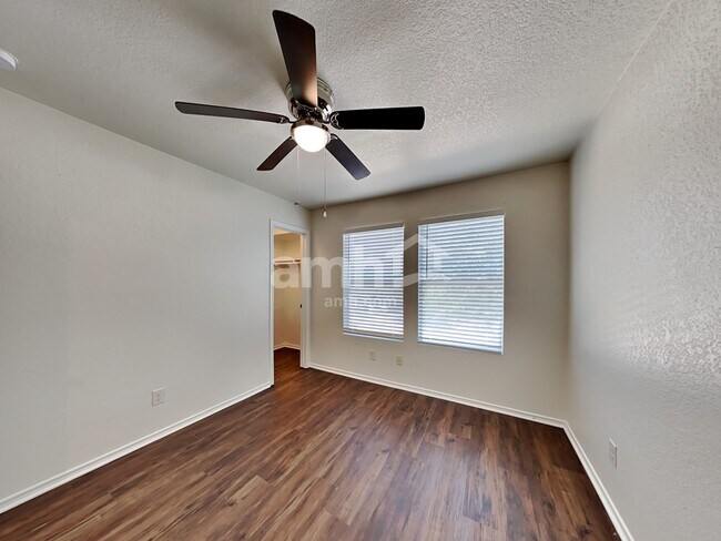 Building Photo - 4507 Waldon Pond