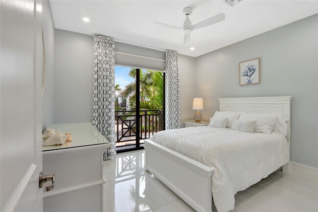 Building Photo - 1575 S Ocean Ln