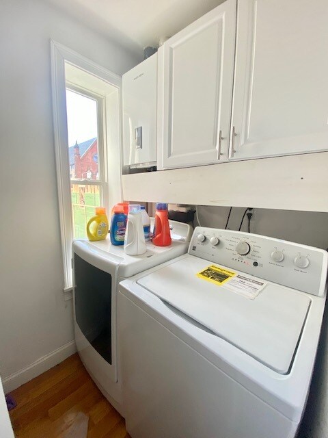 Building Photo - 721 Parker St