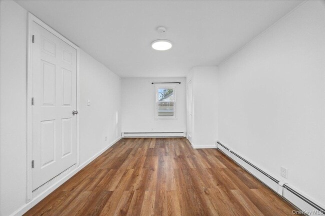 Building Photo - 38 Fairview Ave