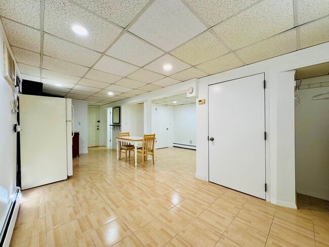 Building Photo - 104 North St