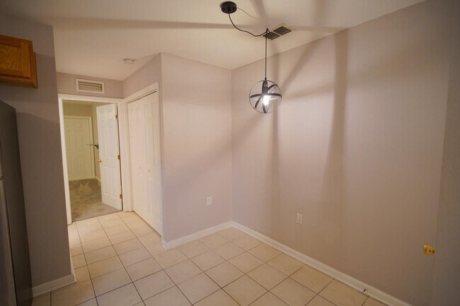 Building Photo - 2740 W Tharpe St