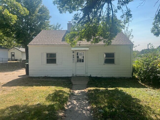 Primary Photo - A Great 3BD/1BA Single Family Home!