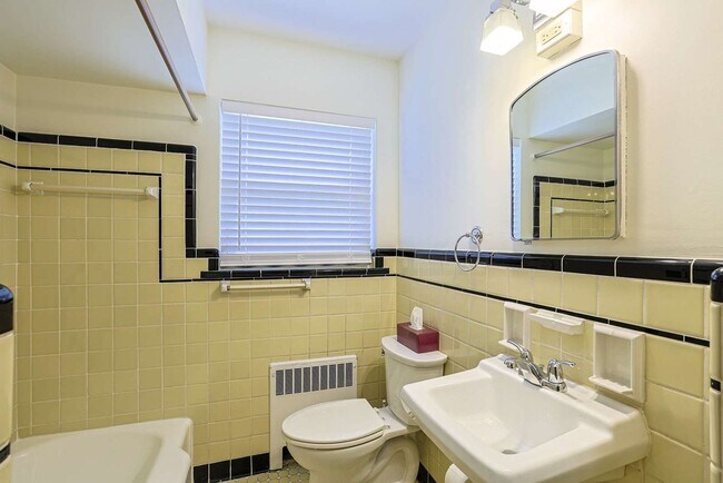 Building Photo - 3470 Brotherton Rd