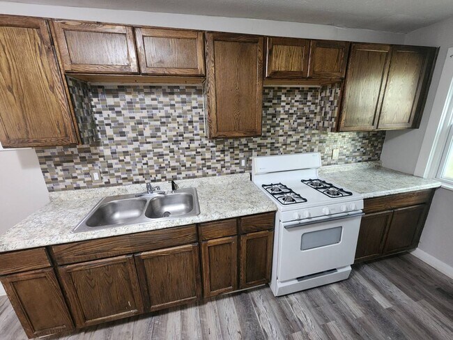 Building Photo - Beautiful 3-Bedroom Home for Rent – Perfect for Families!