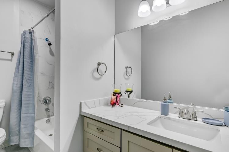 Building Photo - 2923 Pecos St