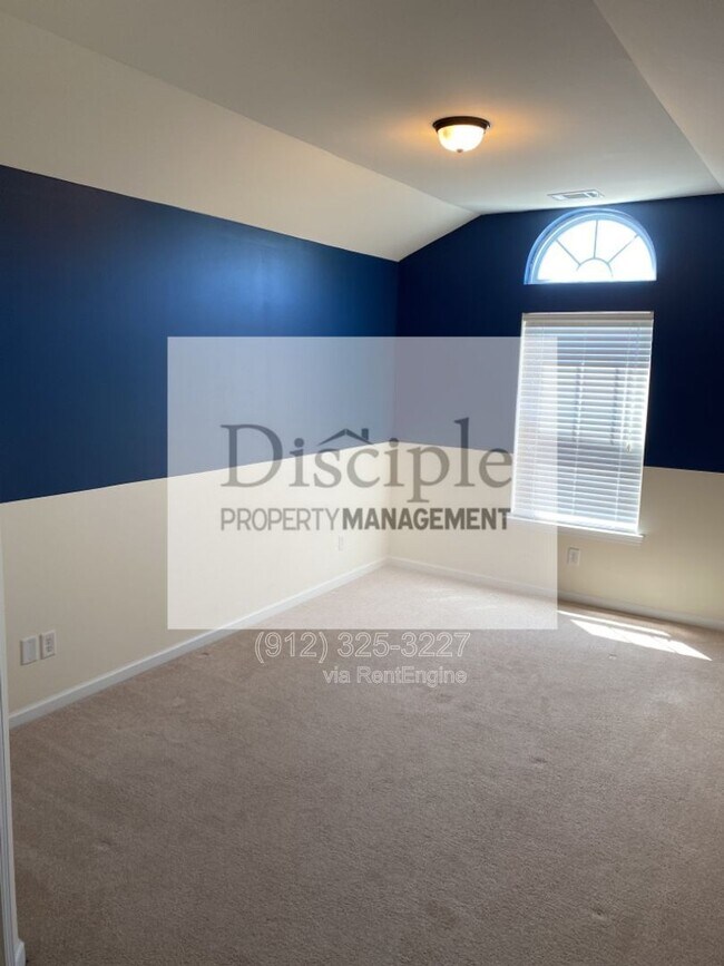 Building Photo - 169 Regency Cir