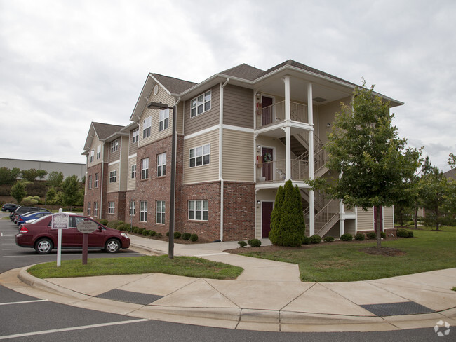 Building Photo - Greylin Ridge Apartments