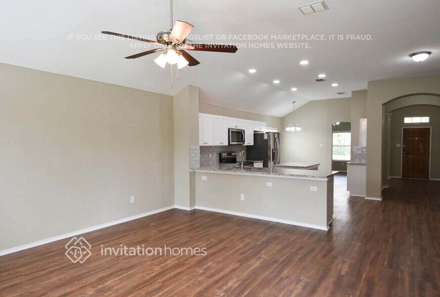 Building Photo - 1007 Grimes Dr