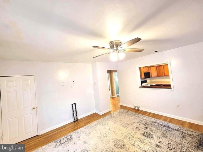 Building Photo - 426 Grant Ave