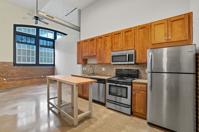 Interior Photo - Alumni Lofts