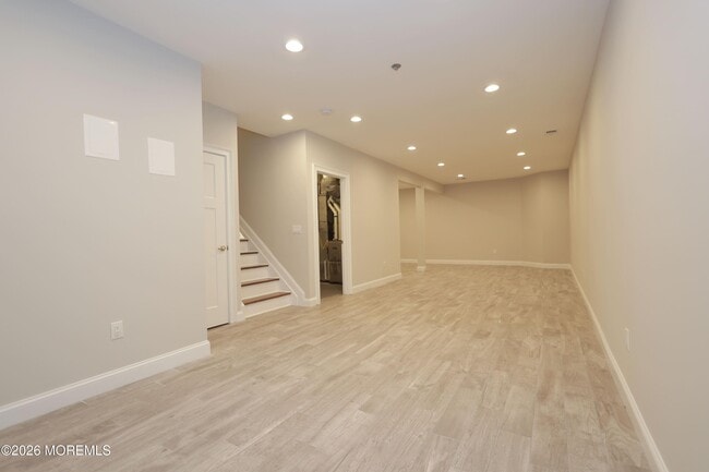 Building Photo - 10 Gonzalez Dr