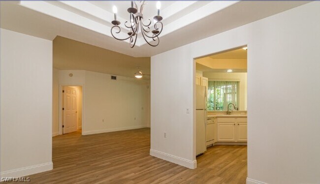 Building Photo - 2200 Arielle Dr