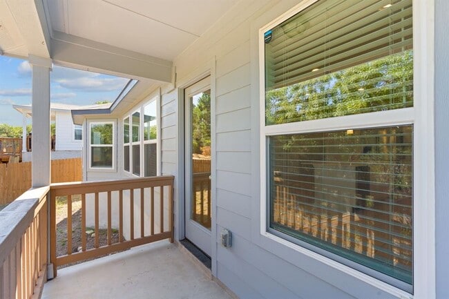 Building Photo - 8017 Flintlock Cir