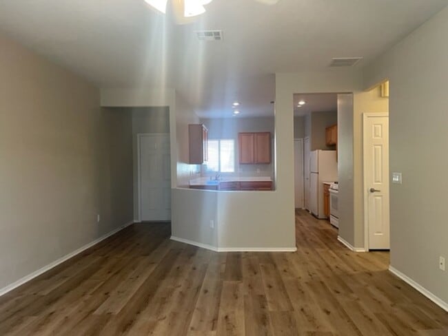 Building Photo - Single story home located in a  55+Communi...
