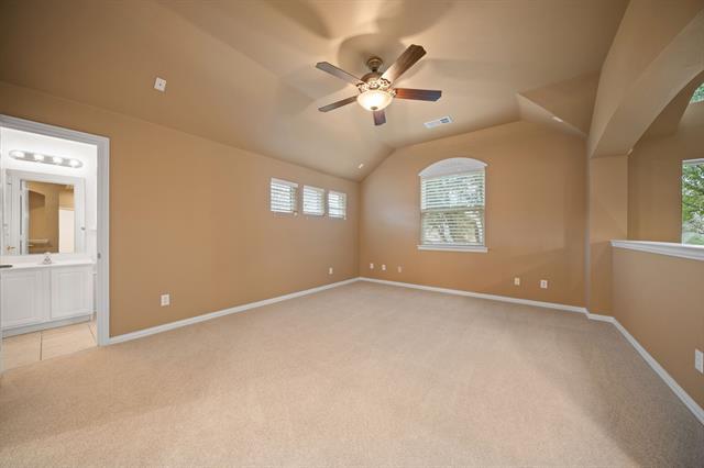 Building Photo - 15801 Waterview Dr