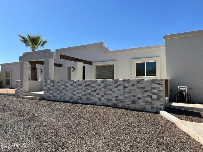 Primary Photo - 4847 E Calle de Las Estrellas Rd