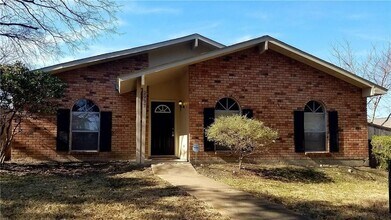 Building Photo - 2937 Emberwood Dr